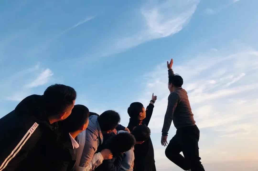 量圈儿NO.40丨生长路上不丢童真，，，，，，奋斗路上坚持认真